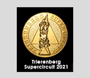 Fotograf für Aktfotografie und Boudoirfotos mit Auszeichnungen Awards Fotostudio Wien Linz Graz Fotoshootings